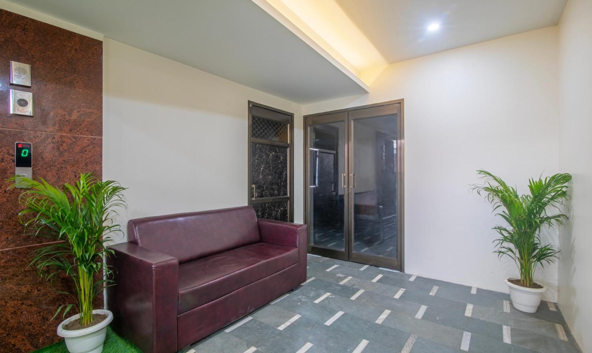 Treebo Golden Kashi Hotel Varanasi